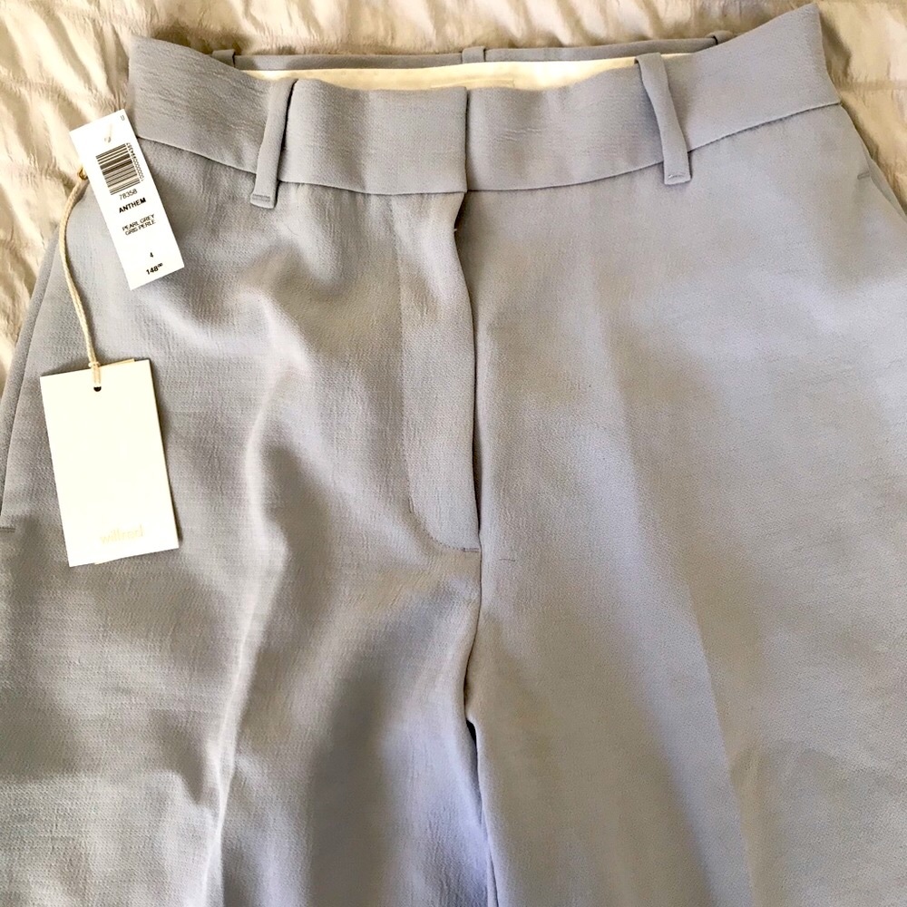 High-waisted pants
